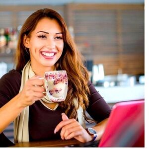 Double Walled Glass Coffee Mug with Handle